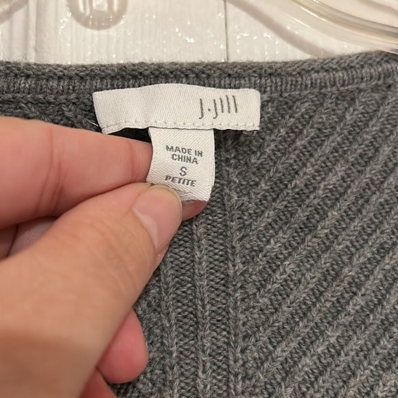 J.Jill Long V-Neck Sweater - Picture 7 of 12